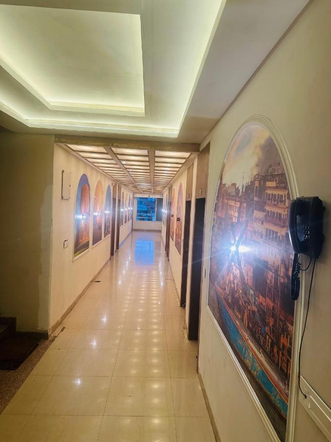 ורנאסי Hotel Deva Inn מראה חיצוני תמונה