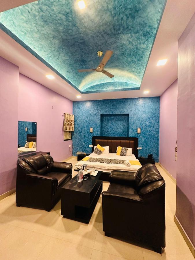 ורנאסי Hotel Deva Inn מראה חיצוני תמונה