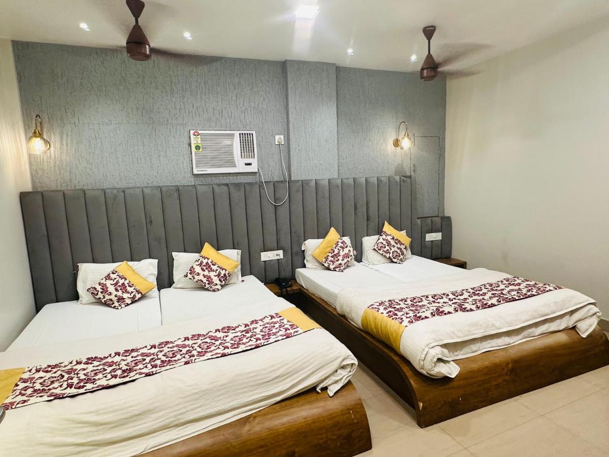 ורנאסי Hotel Deva Inn מראה חיצוני תמונה