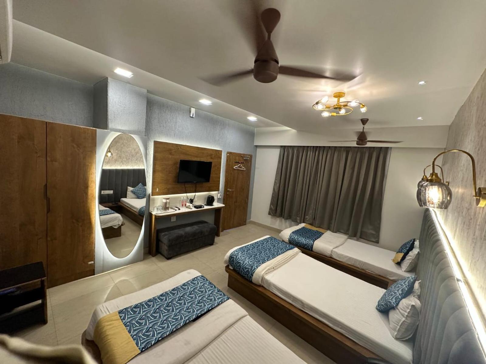 ורנאסי Hotel Deva Inn מראה חיצוני תמונה